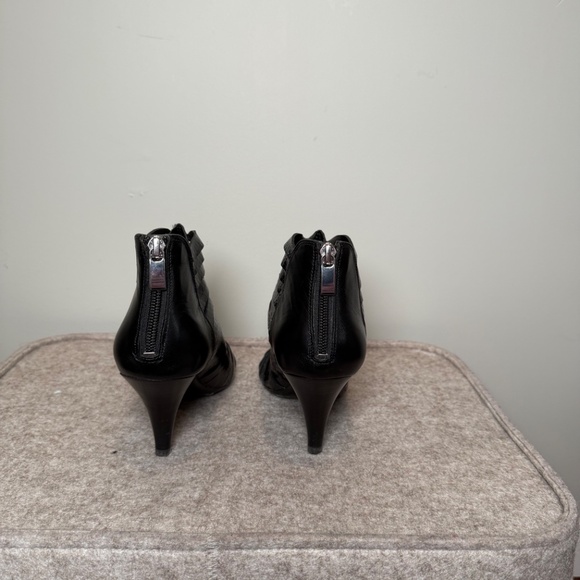 Arturo Chiang Leather Strappy Peep-toe heels Size 7.5 - Picture 3 of 7